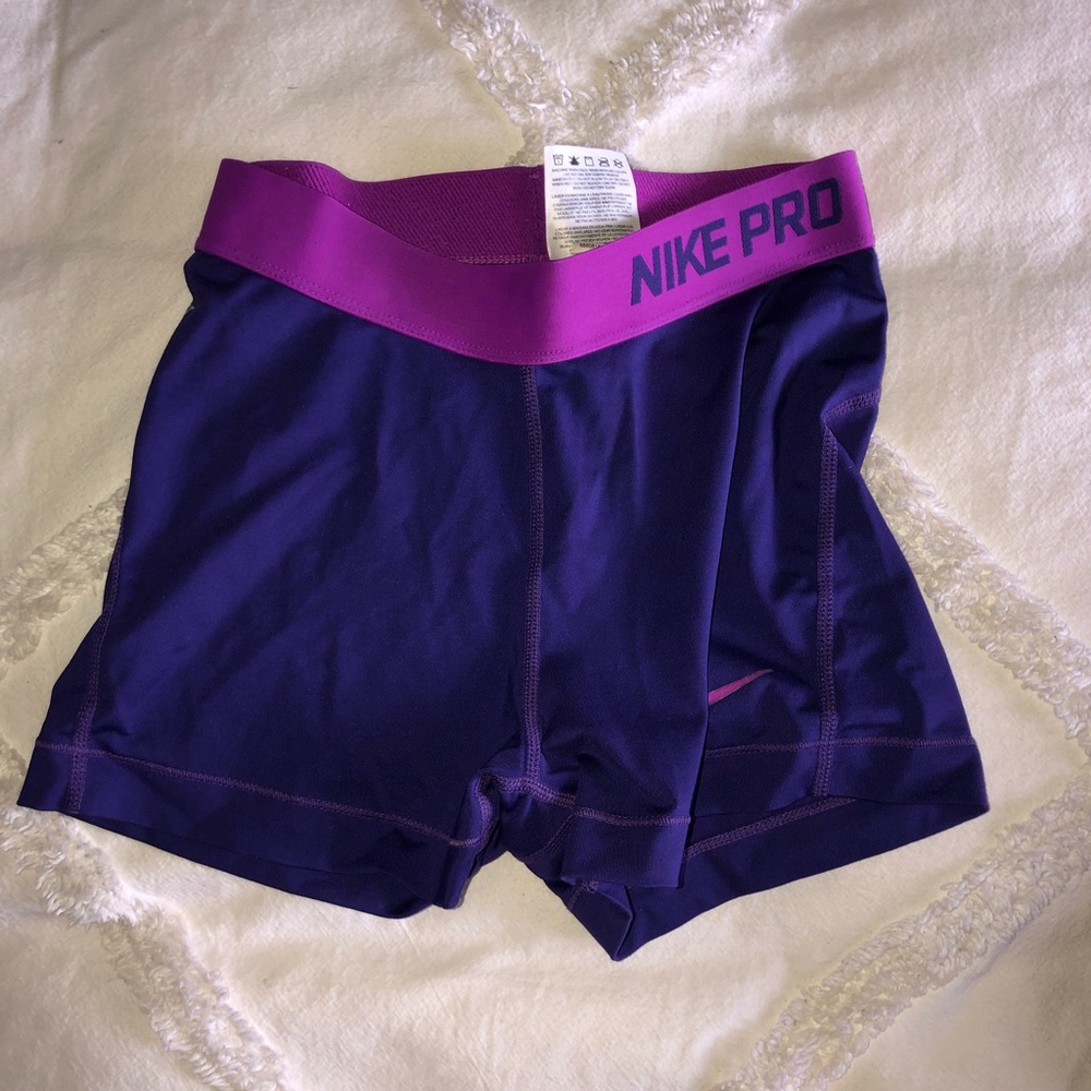 Purple Nike spandex